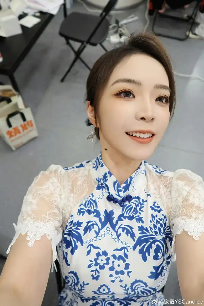 春课件下载数据趋势图